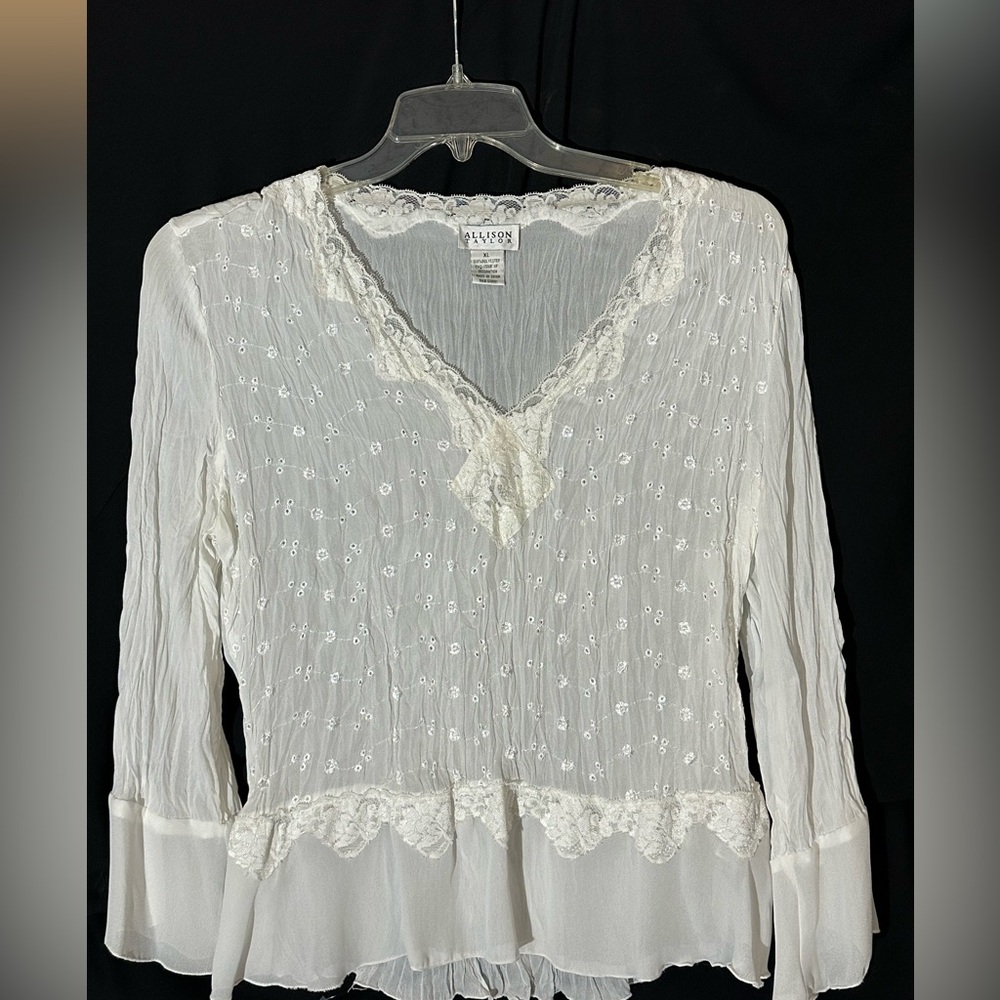 Allison Taylor White Romantic Blouse NWOT Size XL